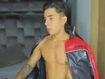 andrew_twink18 Image 16