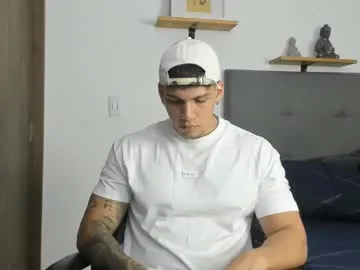 axel_taylor21 Image 11