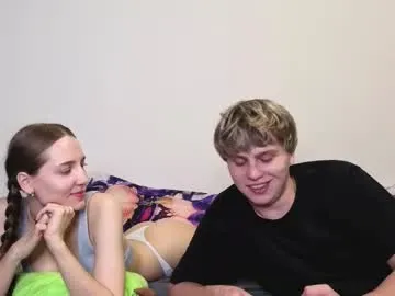 emily_and_ilumi Image 19