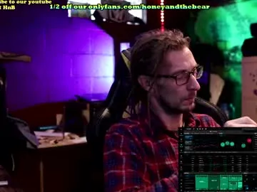 honeyand_thebear's Thumb Image