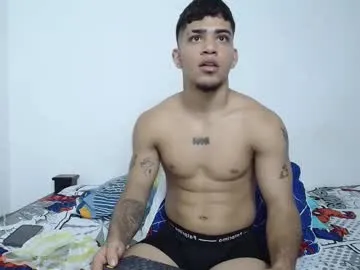 izaak_taylor7 Image 12