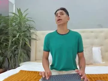 kieran_derek Image 9