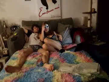 kinkycouplepeachyprincess Image 2