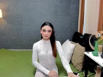 nhicolehollywood Image 11