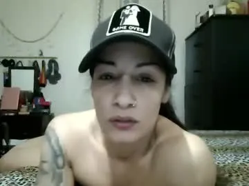 oglitcouple's Thumb Image