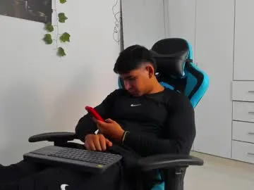 oliver_bray Image 12