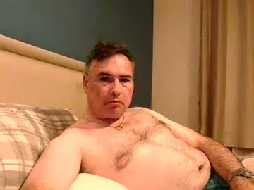 paulyandrew's Thumb Image