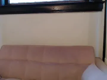 petitegirluvsdick's Thumb Image