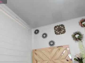 valeryrossee Image 16