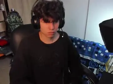 yurii_moody Image 16